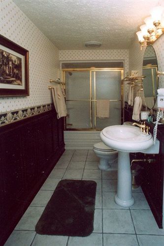 Julias Bed And Breakfast Hubbard Екстер'єр фото